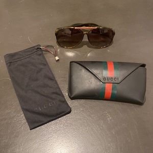 Gucci aviator logo sunglasses (1627/S)